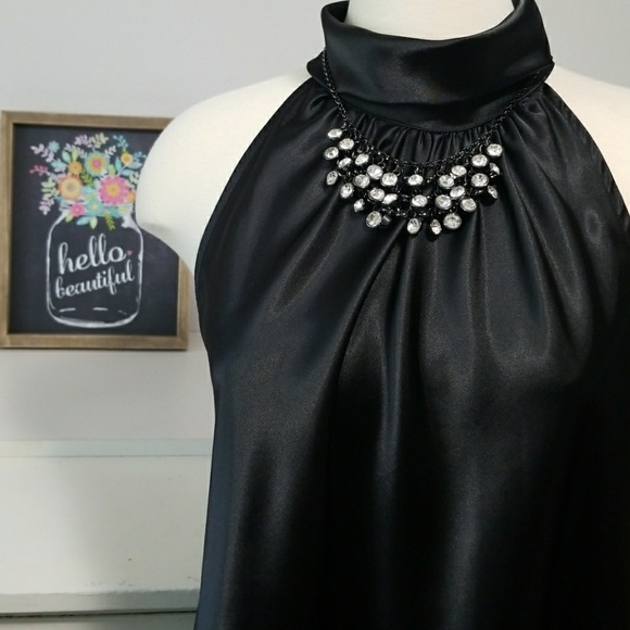 Silky Sexy and Simple! - Picture 2 of 7