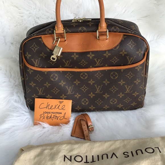 Louis Vuitton Deauville