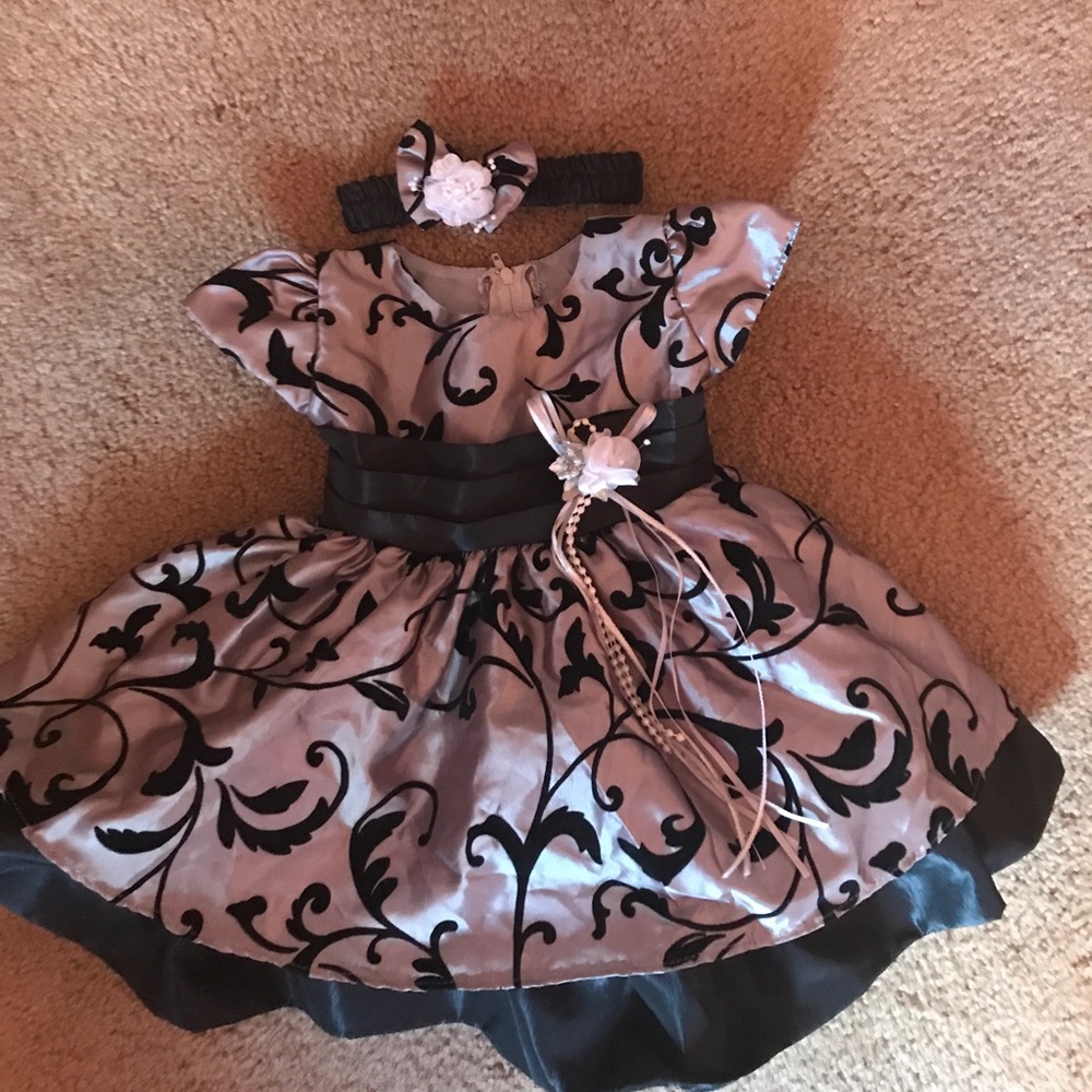 BUNDLE AND MAKE AN OFFER FOR A GREAT DEAL