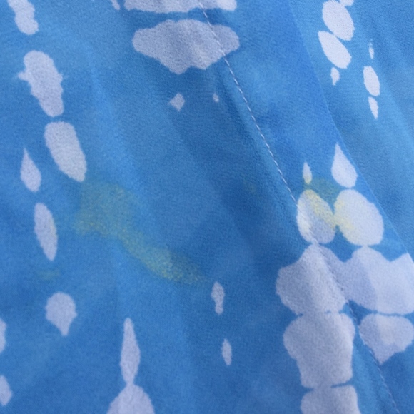 Chico's Beautiful Flowing Tunic w/ Long Back Sz. 3 - Picture 3 of 6