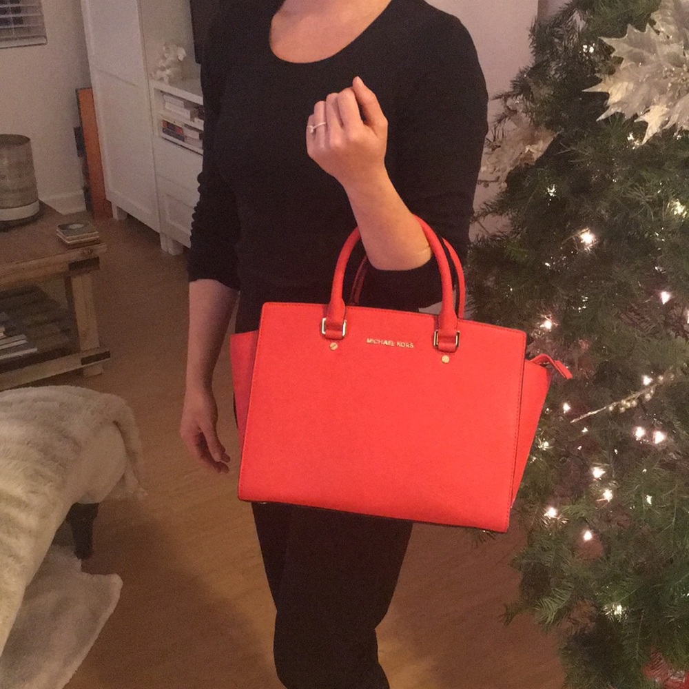 Michael Kors Purse - Picture 2 of 5