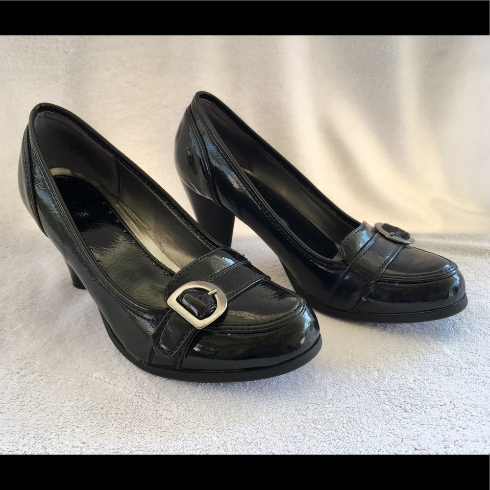 NWT BASS Shoes