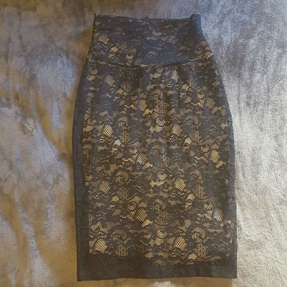 Professional lace pencil skirt