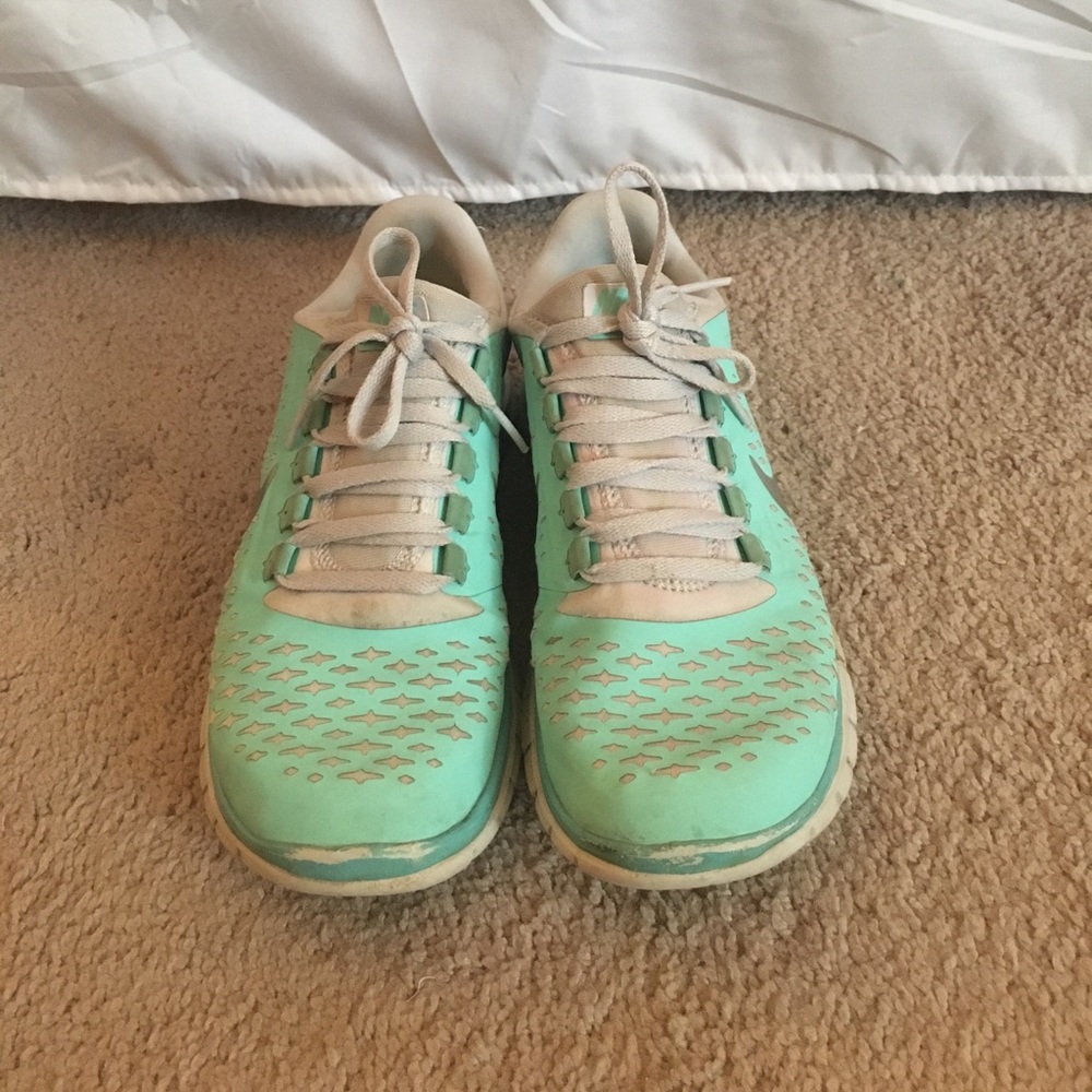Nike free run sneakers