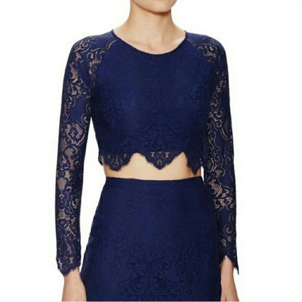Long sleeve crop top