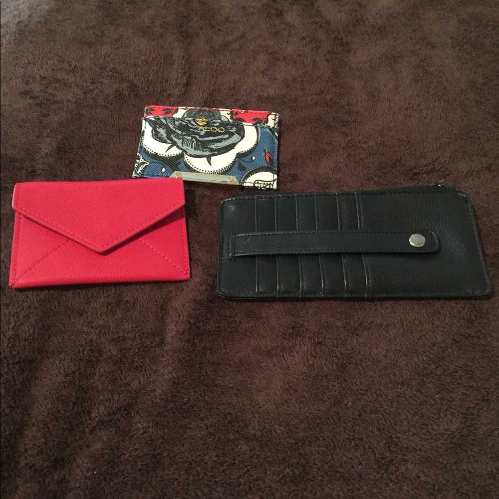 3 card holders!