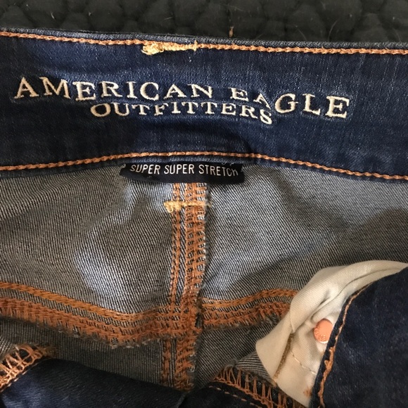 American Eagle distressed jeans size 6 - Picture 2 of 2
