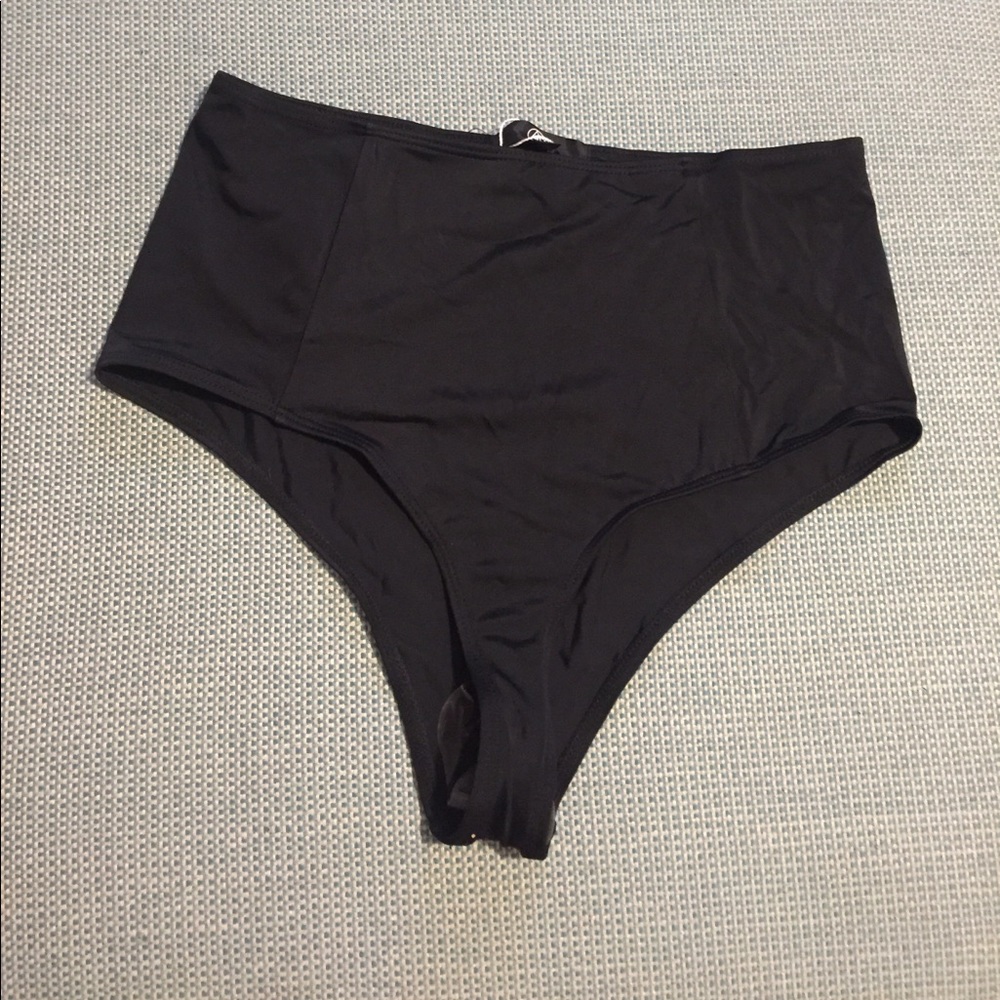 Cheeky High-waisted Bottoms