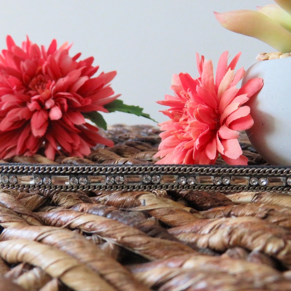 Simple Jeweled Chocker - Picture 2 of 2