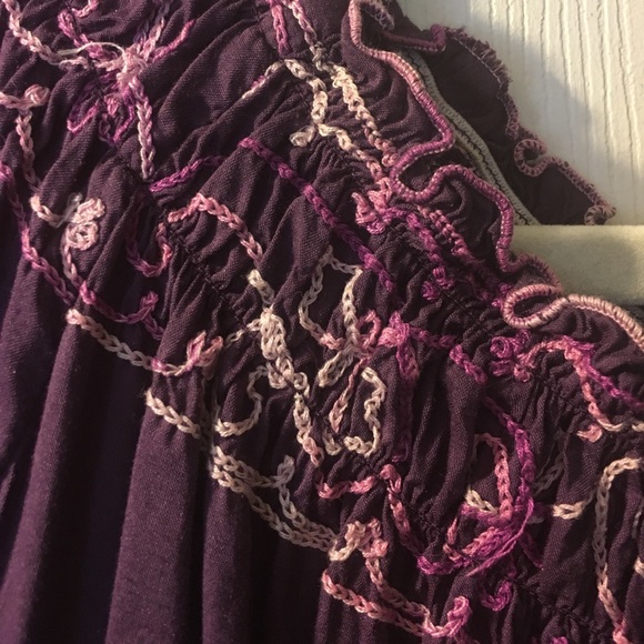 Beautiful fall flowy top! - Picture 3 of 4