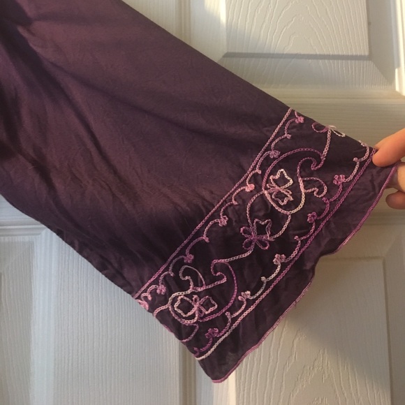 Beautiful fall flowy top! - Picture 4 of 4