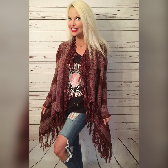 LAST 1!! Wine striped sweater Cardigan w/fringe! - Picture 2 of 3
