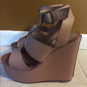 ❌FINAL MARKDOWN❌Steve Madden Wedge