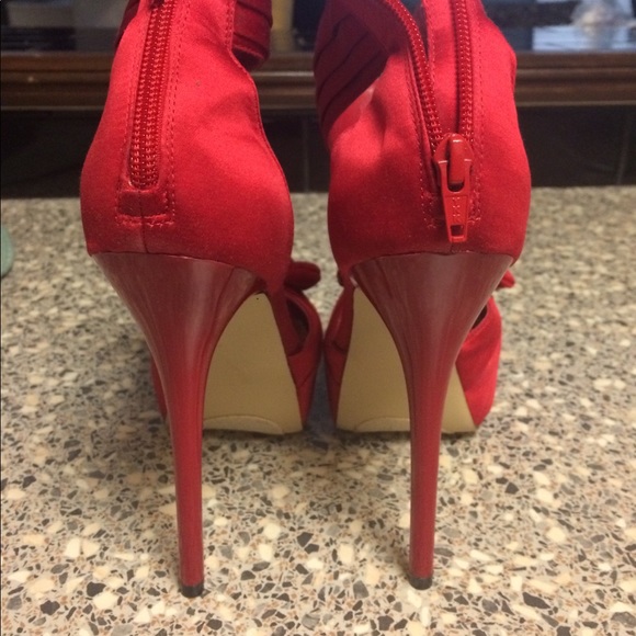Red Bebe heels - Picture 6 of 6