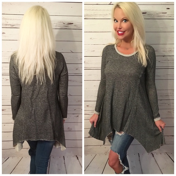 LAST 1! ❤️ So soft Asymmetric Hemline Sweater - Picture 2 of 2