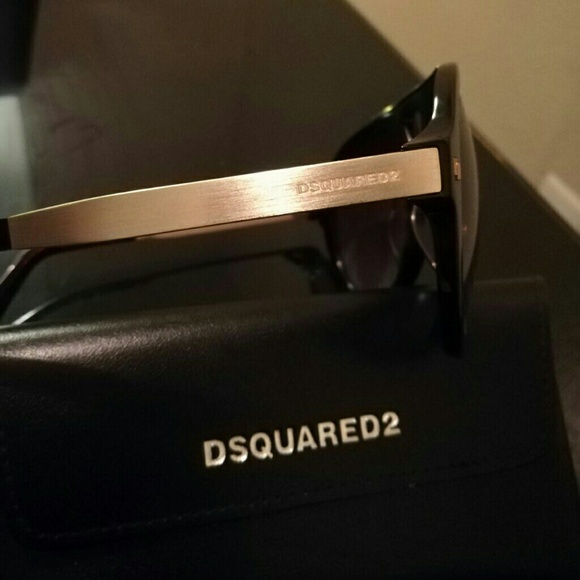 *sold* - Picture 2 of 3