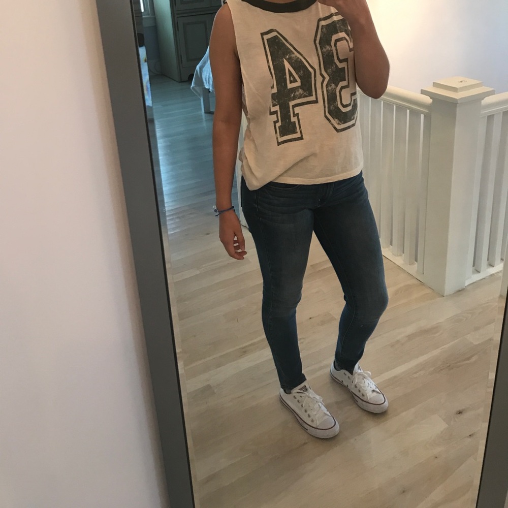 Self cut muscle tank