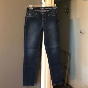 Levi's Denizen skinny jeans
