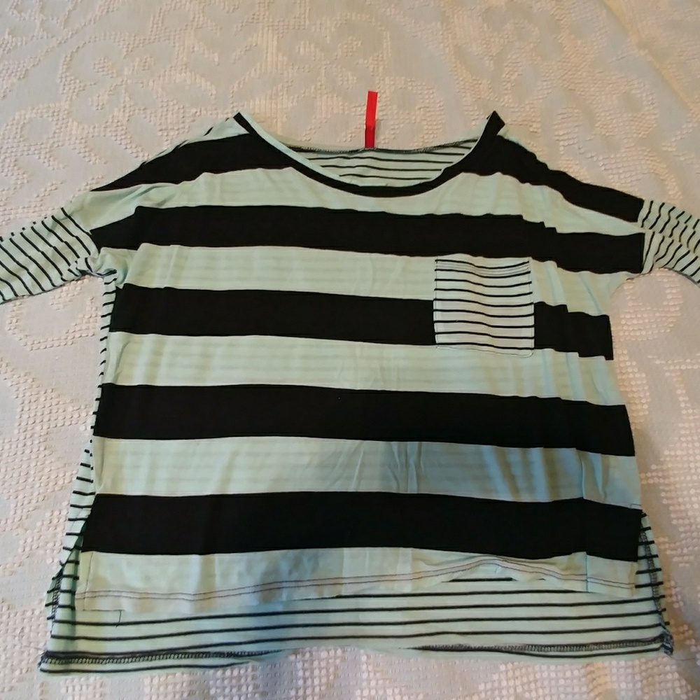 Mint and black stripe domin top size medium