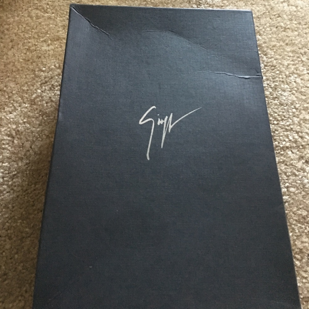 Excellent condition Giuseppe Zanotti