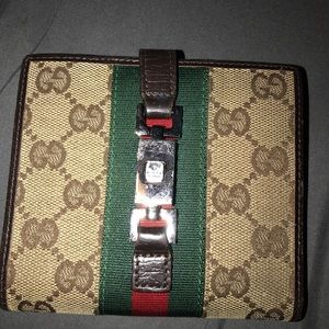 Authentic Gucci Wallet Signature Print
