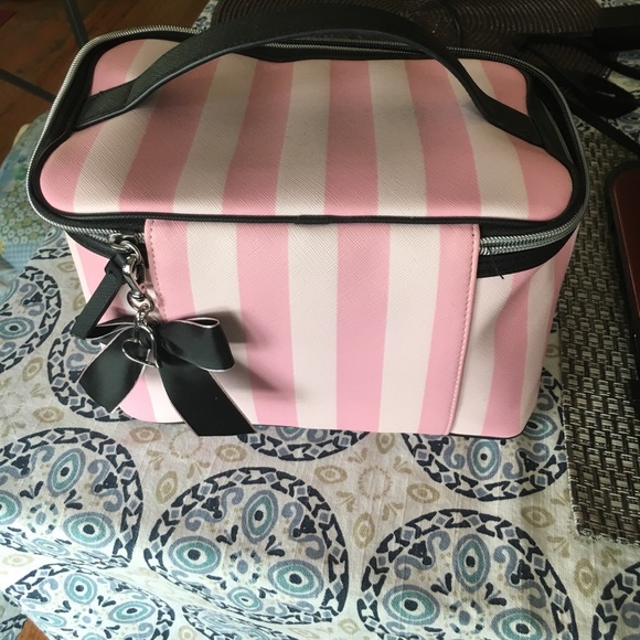 SOLD - Picture 3 of 4