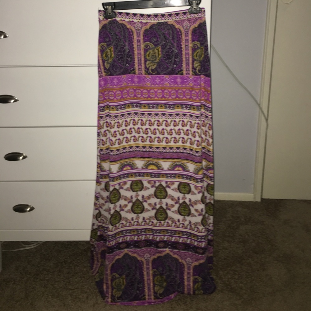 Purple patterned maxi skirt