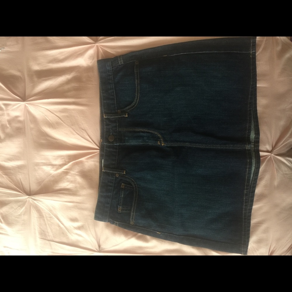 Gap basic dark wash denim mini skirt
