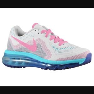 Nike Air Max (Youth - Fits Women's Size 8)