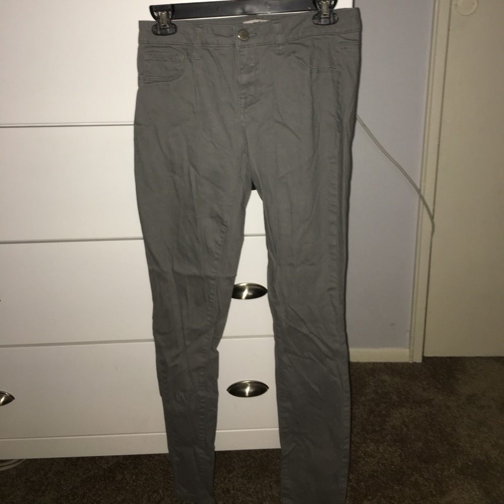 Grey skinny jeans