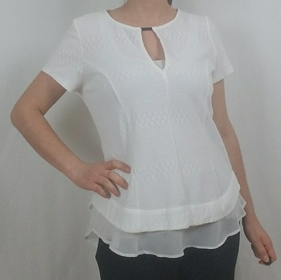 Anthropologie Tops - Anthropologie Deletta white ruffled top medium Anthropologie Tops - Anthropologie Deletta white ruffled top medium