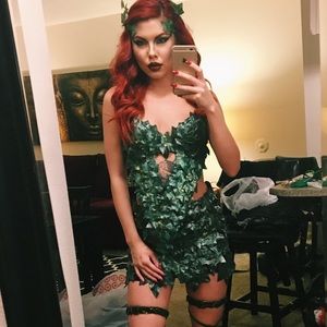 Poison ivy costume