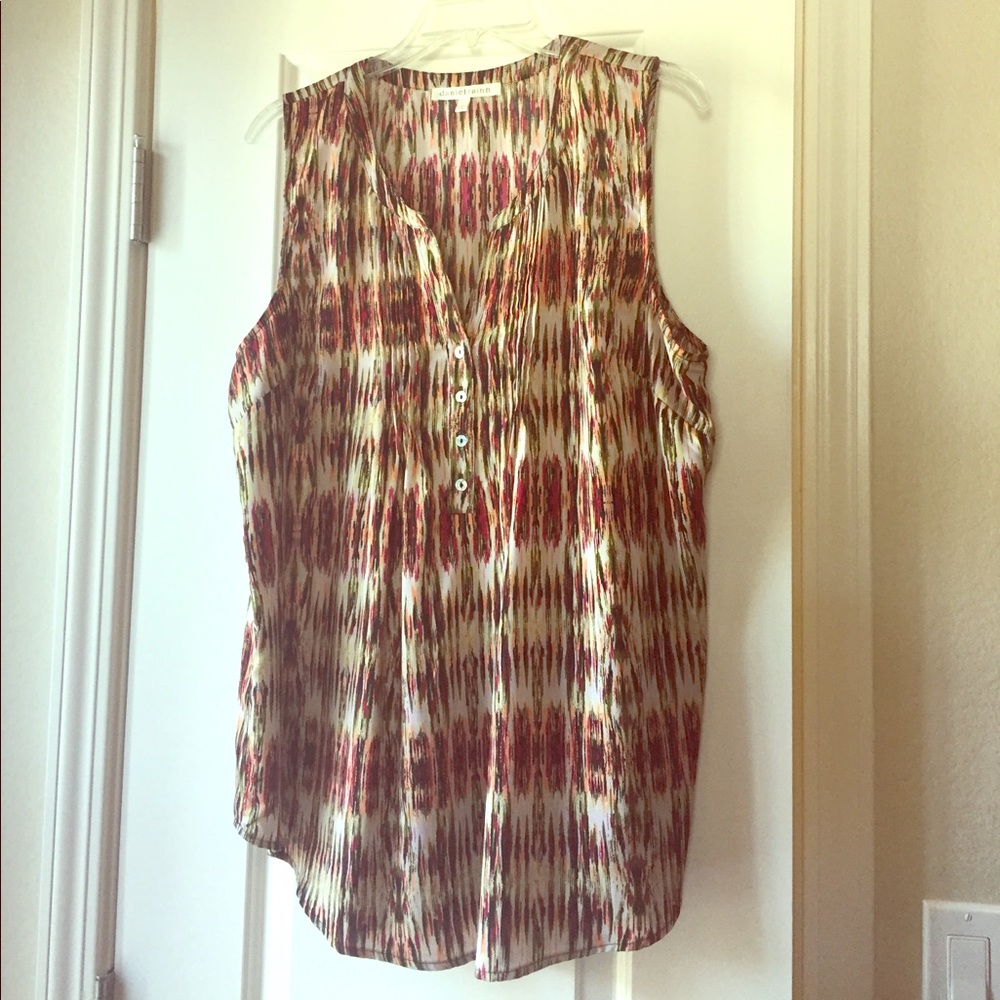 Daniel Rainn Flowy Fall Top