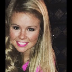 Meet your Posher, Mary-caitlin