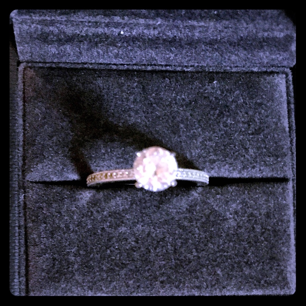 FLASH🍃cz Sterling Silver Round Diamond "Tiffany"