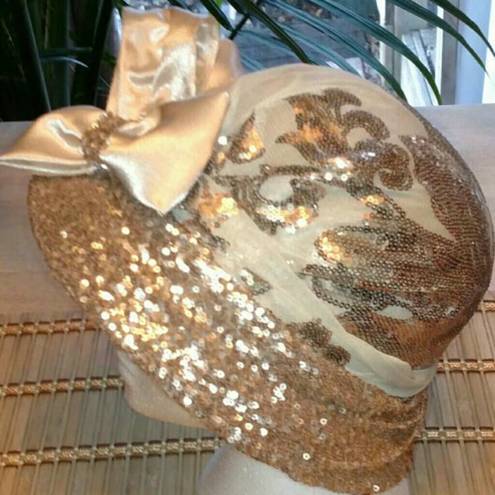 Hat - Picture 2 of 4