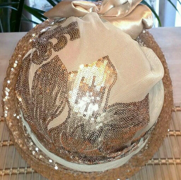 Hat - Picture 4 of 4