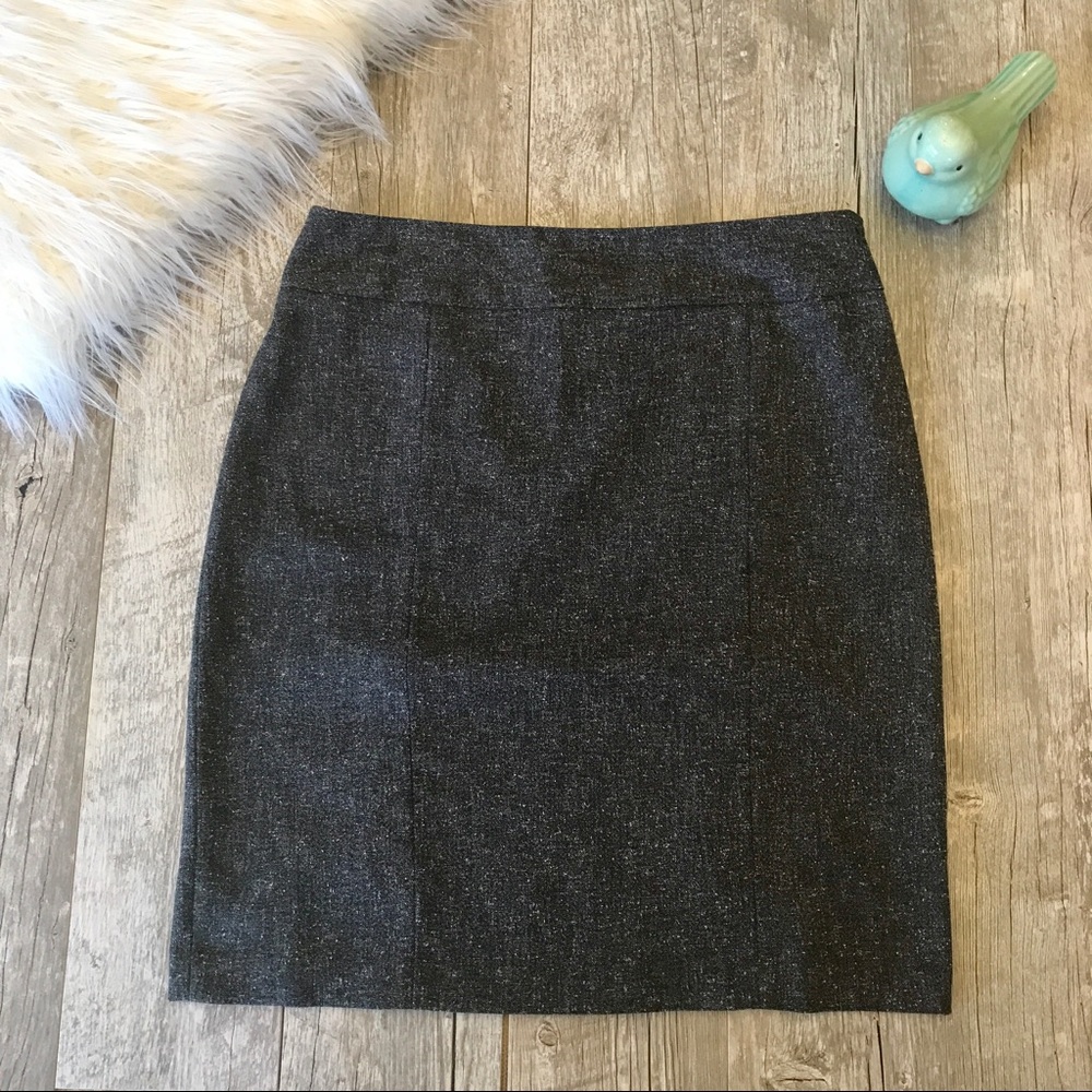 Larry Levine Stretch Black/White Tweed Skirt