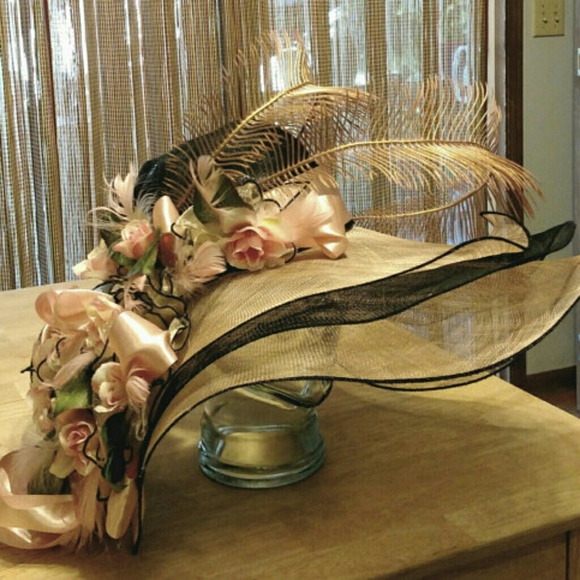 Hat - Picture 2 of 5