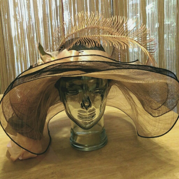 Hat - Picture 3 of 5