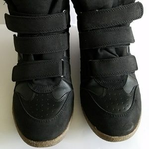 Sneaker Wedges