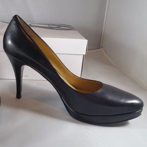 Nine West Black Leather Pump, 8 (Worn Once)