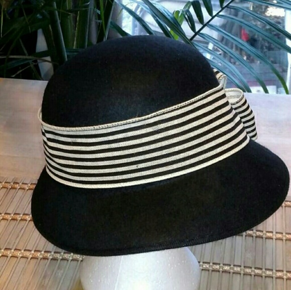 Hat - Picture 4 of 4