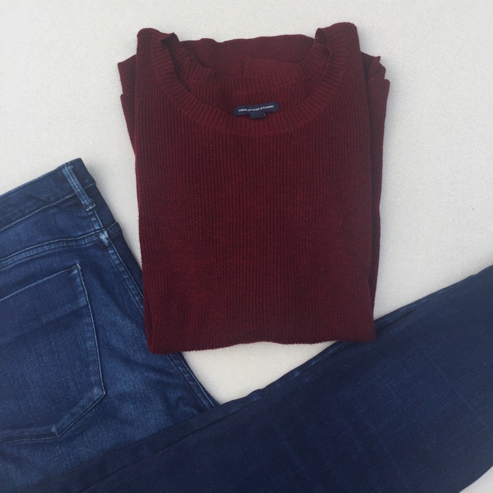American Eagle Outfitters sweater