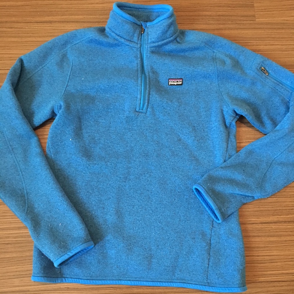 Woman's Patagonia pullover