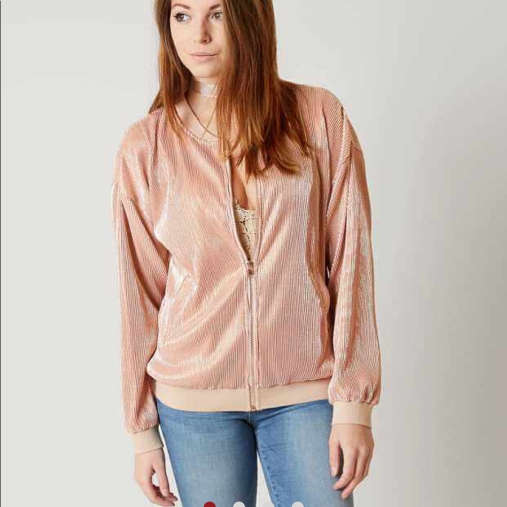 The buckle- gimmicks