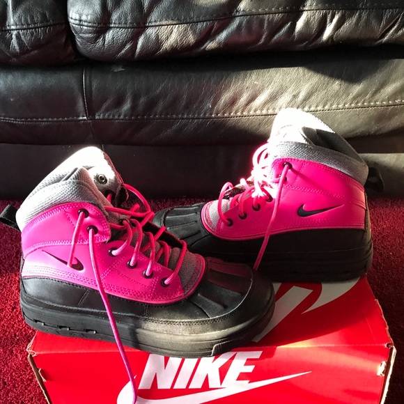 Pink/Black/Gray Rain Boots - Picture 1 of 4