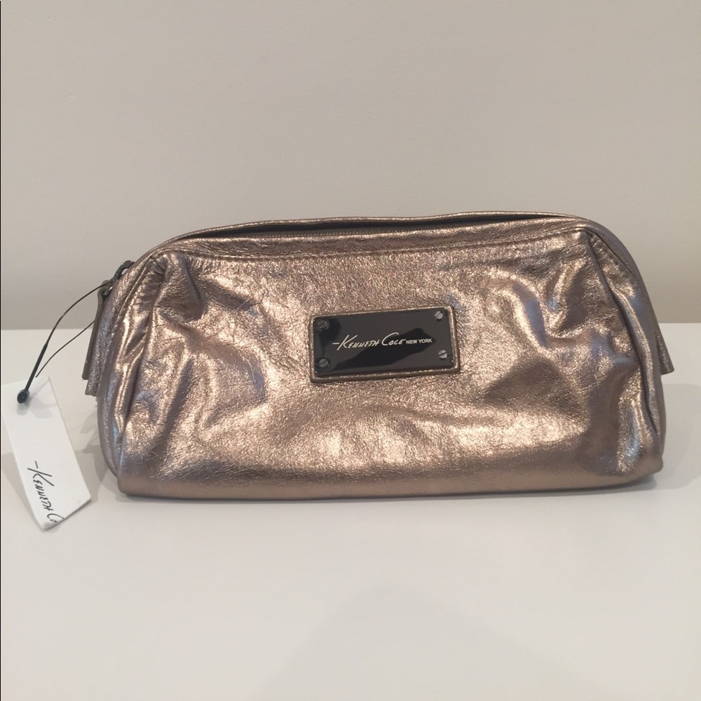 BRAND NEW Kenneth Cole Makeup Bag in Bronze