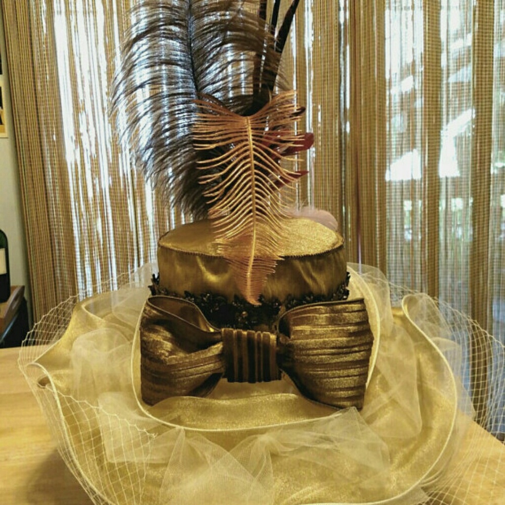 Hat - Picture 4 of 6