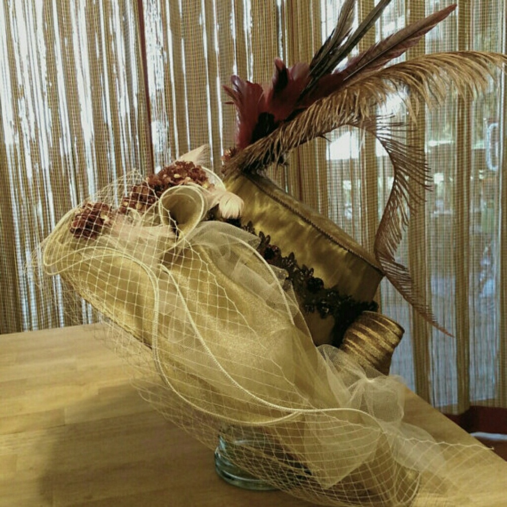 Hat - Picture 5 of 6